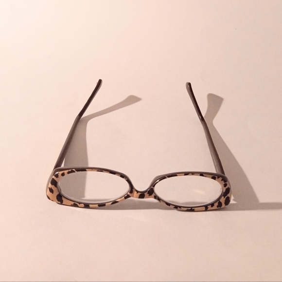 Betsey Johnson Animal Print Slight Cat Eye BJR101 Cream Oval Eyeglasses Frame - Picture 9 of 11